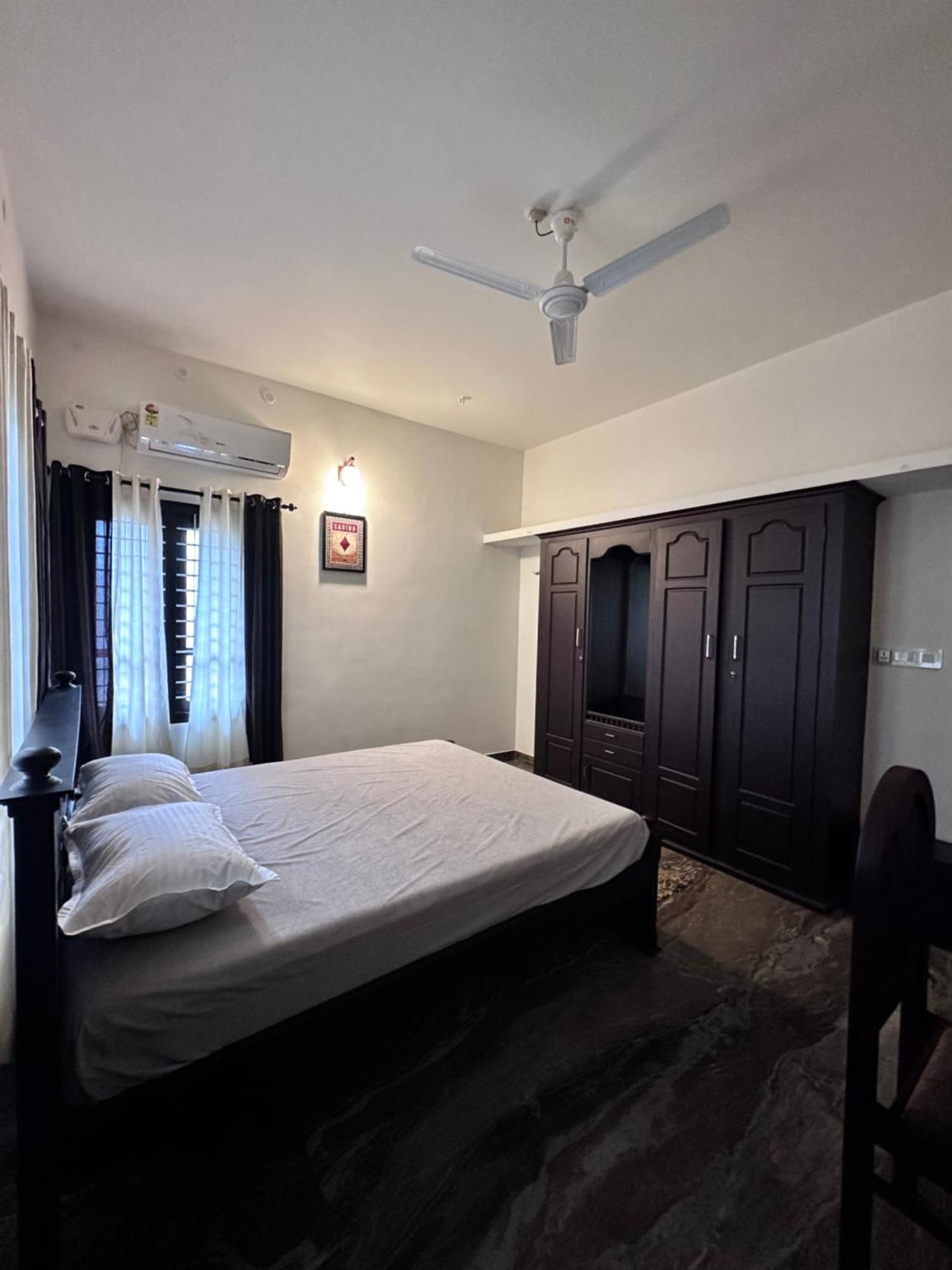 Alappuzha Daffodils Inn מראה חיצוני תמונה