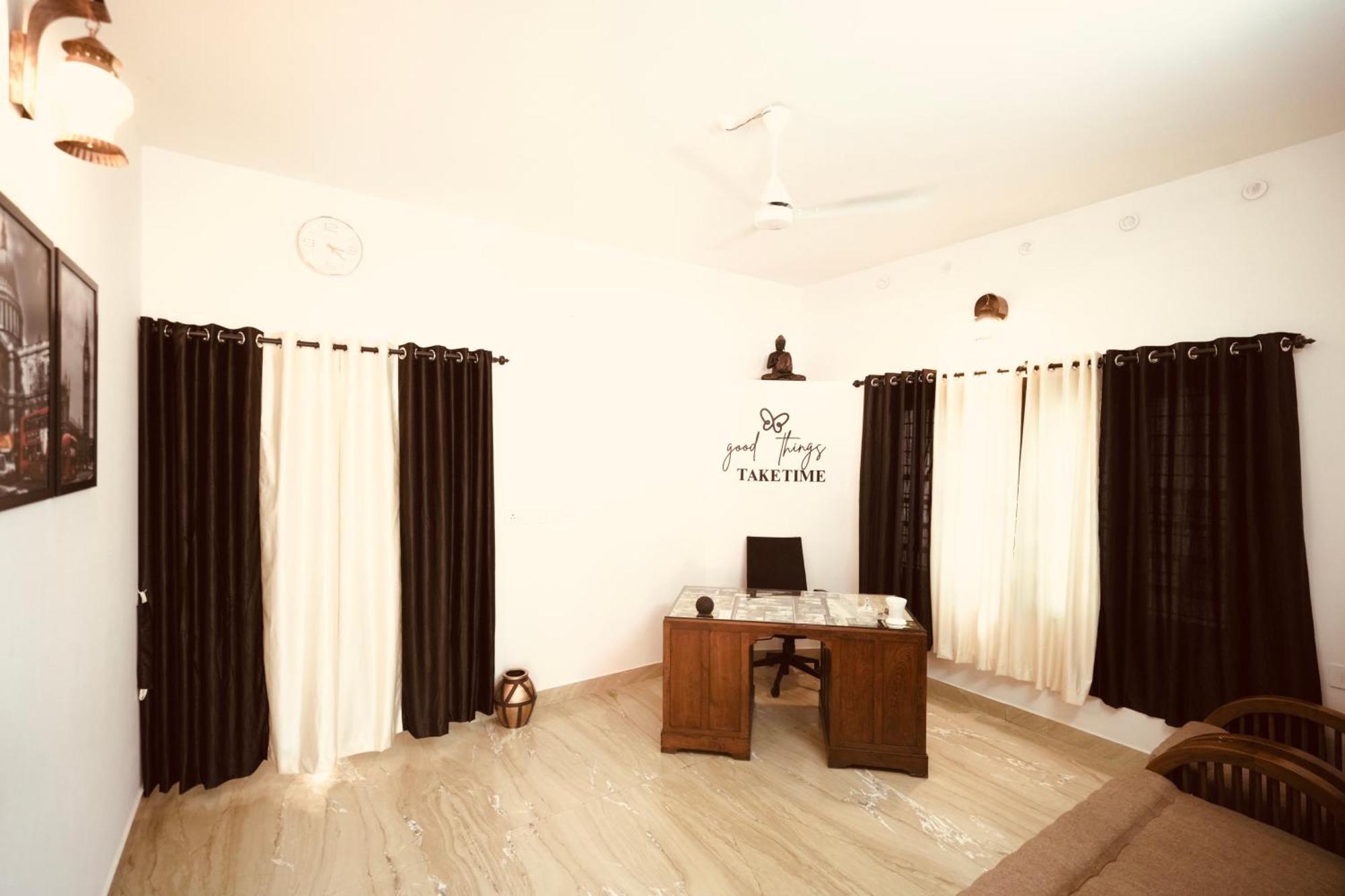 Alappuzha Daffodils Inn מראה חיצוני תמונה